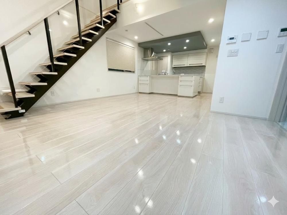 3LDK Modern House Near Hachiken Station in Sapporo, Hokkaido - Thumbnail 4