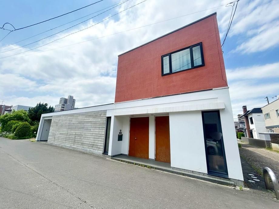 6LDK House for Sale in Chuo-ku, Sapporo with 219m2 Floor Area - Thumbnail 2