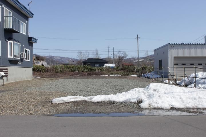 377m2 Land Plot for Sale in Bibai, Hokkaido - Near Bibai Station - Thumbnail 3