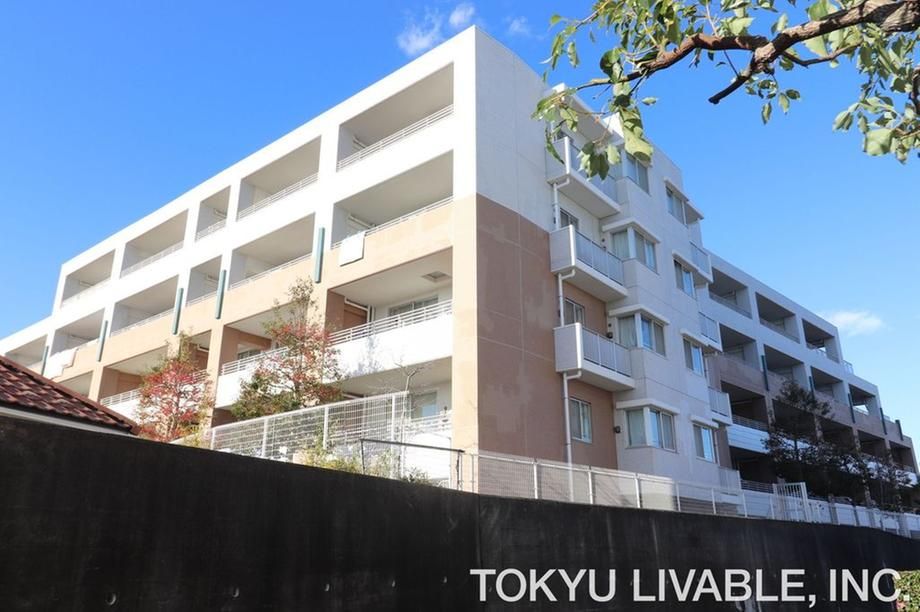 4LDK Apartment for Sale in Miyamae-ku, Kawasaki - Thumbnail 3