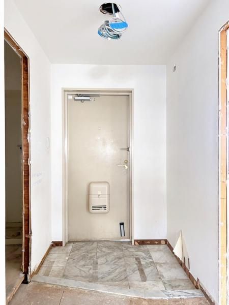 Renovated 3LDK Apartment for Sale in Himeji, Hyogo - Thumbnail 3