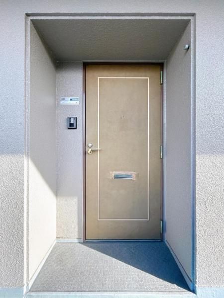 Renovated 3LDK Apartment for Sale in Himeji, Hyogo - Thumbnail 2