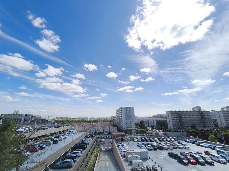 Zephyr Inage Seaside Crystal - 3LDK Corner Apartment in Chiba - Thumbnail 4