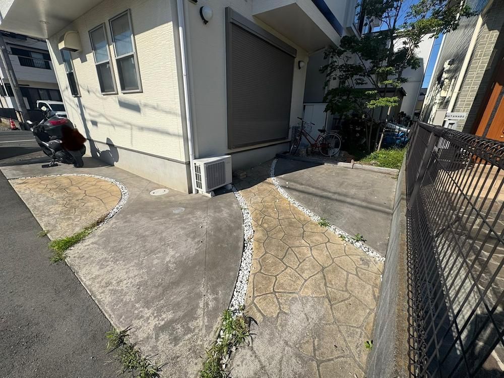 2LDK House for Sale in Hiratsuka, Kanagawa - 71.21m2 - Thumbnail 3
