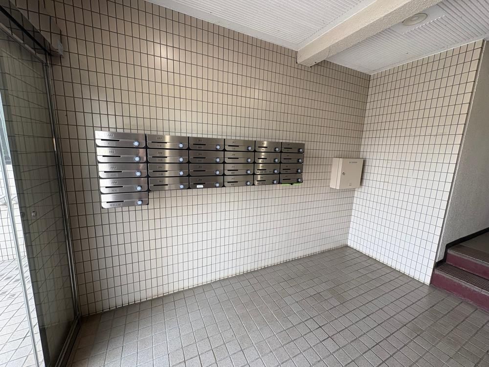 Renovated 3LDK Apartment in Atsugi, Kanagawa - Thumbnail 3