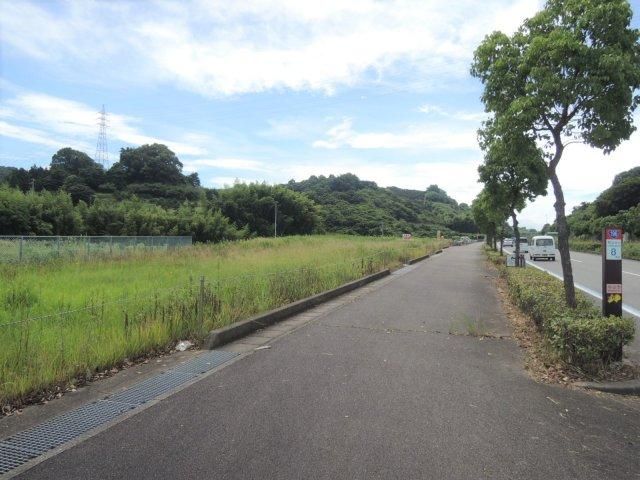 Land for Sale in Fukuazumicho, Matsuyama City, Ehime - 1826.66 sqm - Thumbnail 4