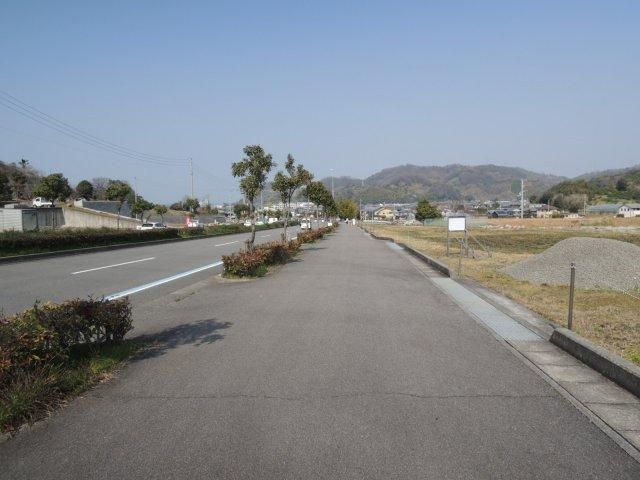 Land for Sale in Fukuazumicho, Matsuyama City, Ehime - 1826.66 sqm - Thumbnail 2