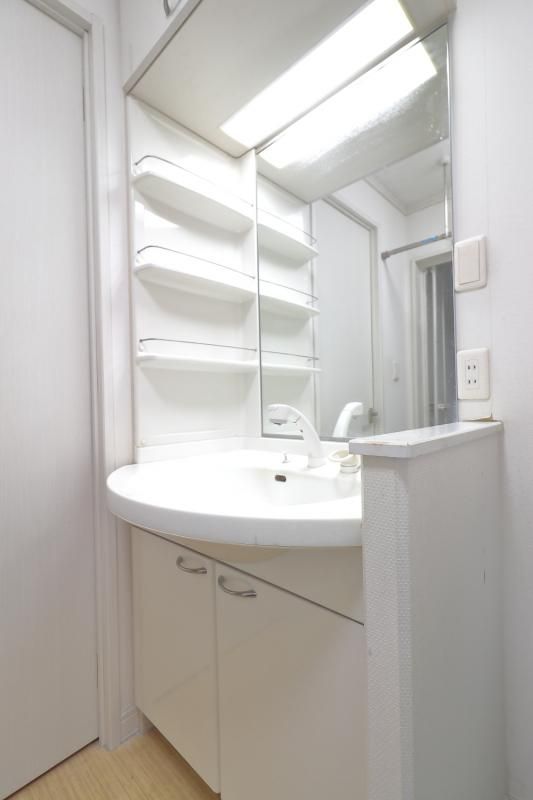 4LDK Detached House in Hadano, Kanagawa - 120 sqm on 657 sqm Land - Thumbnail 2