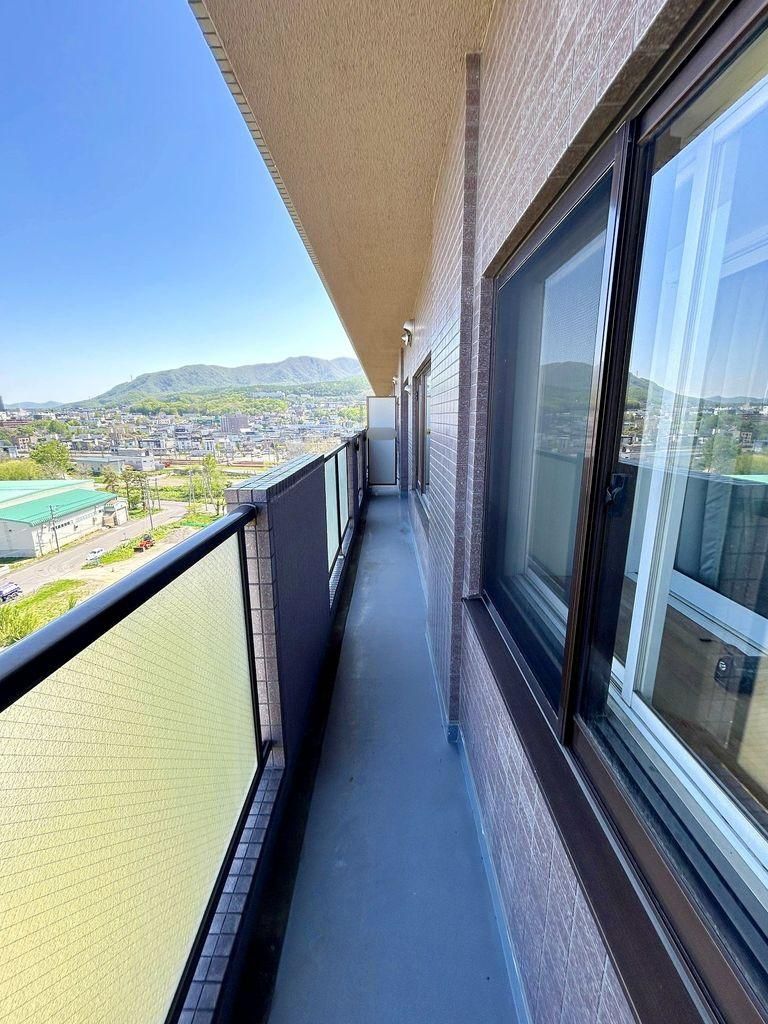 4LDK Resale Apartment for Sale in Teine-ku, Sapporo - Thumbnail 3