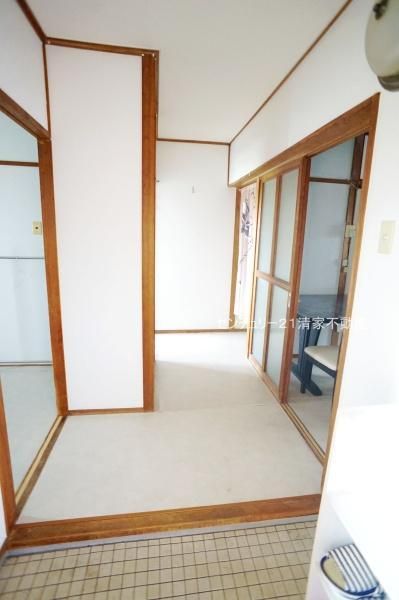 3DK Apartment for Sale in Kasugai, Aichi - 53.83m2 - Thumbnail 4