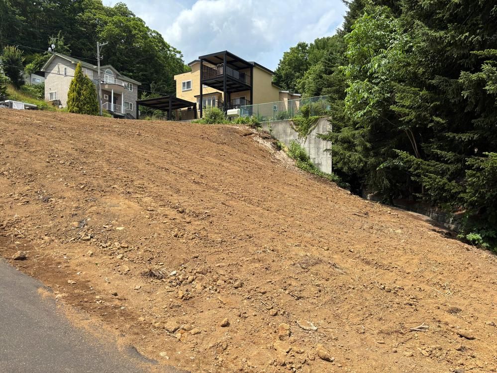 878m2 Building Land for Sale in Sapporo Chuo-ku, Hokkaido - Thumbnail 2