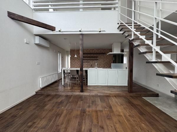 2LDK House for Sale in Higashi-ku, Sapporo – 109.76m² - Thumbnail 3