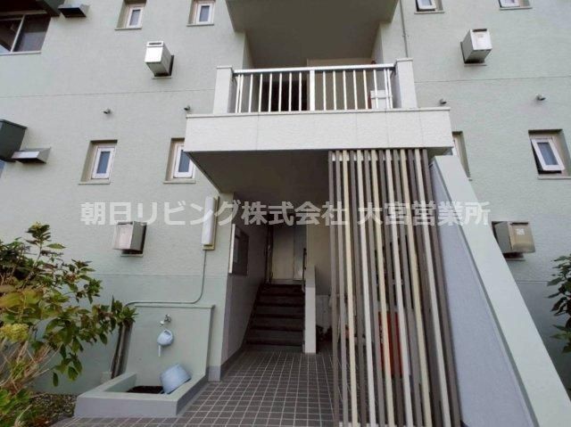 3DK Apartment for Sale in Saitama City Kita Ward - Thumbnail 3