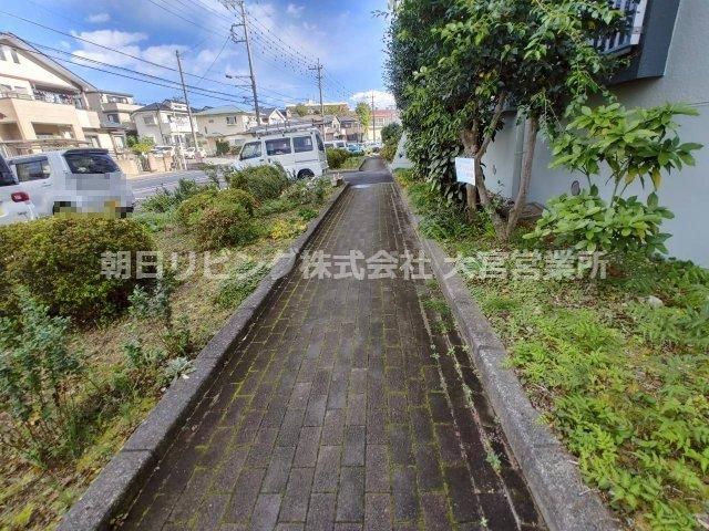 3DK Apartment for Sale in Saitama City Kita Ward - Thumbnail 2