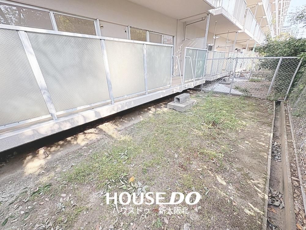 Renovated 3LDK Apartment with Private Garden Near Kanzakigawa Station - Thumbnail 2
