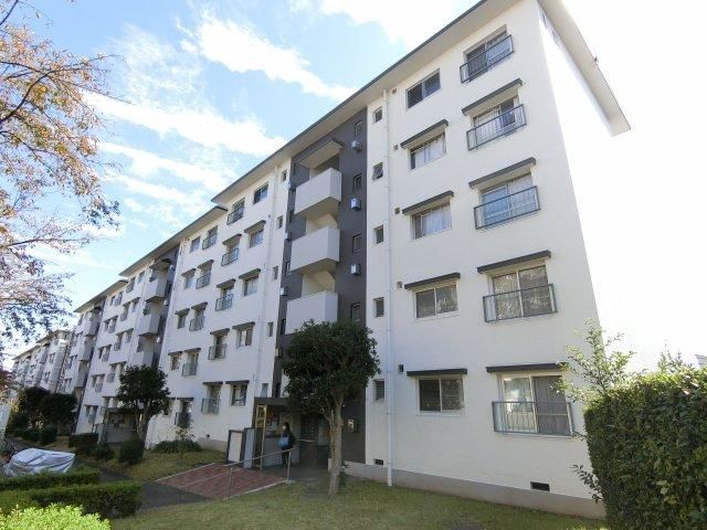2LDK Apartment for Sale in Kanagawa-ku, Yokohama - Thumbnail 4