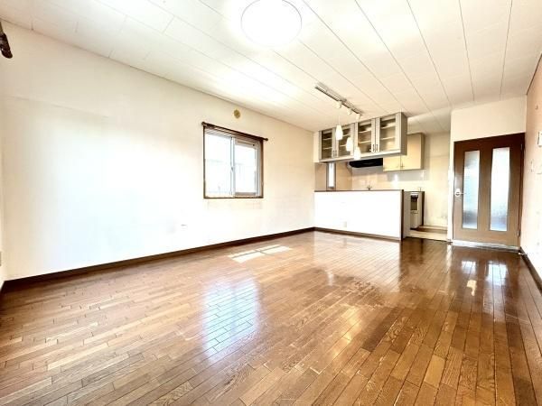 3LDK Apartment for Sale in Saitama City, 83m² - Thumbnail 3
