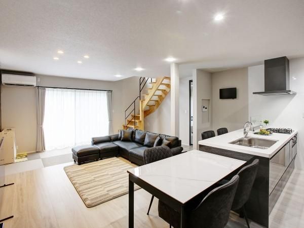 4LDK House for Sale in Moriyama, Shiga - 119m2 - Thumbnail 3