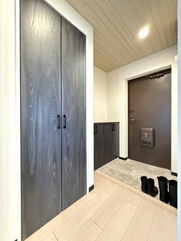 Renovated 3LDK Apartment Near Streetcar in Sapporo Chuo - Thumbnail 2
