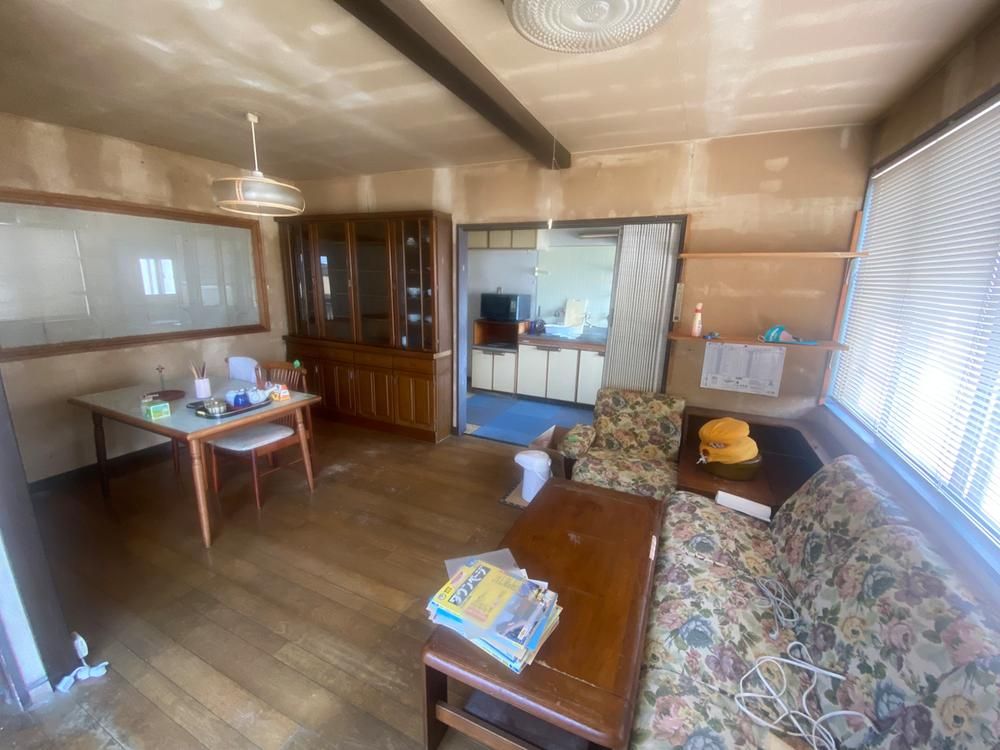 6DK House with Ocean View in Joetsu City, Niigata - 1.5 Million Yen - Thumbnail 2