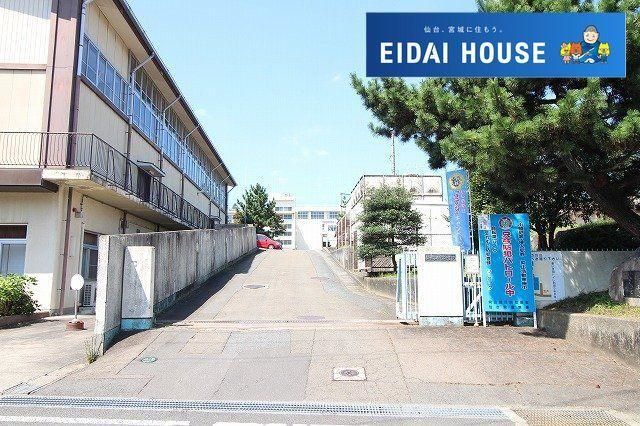 535 sqm Corner Land Plot for Sale in Sendai's Taishaku Ward - Thumbnail 2