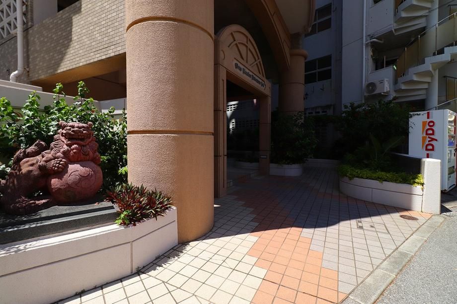 2LDK Apartment for Sale in Naha, Okinawa - Lions Mansion Matsukawa Dai 4 - Thumbnail 4