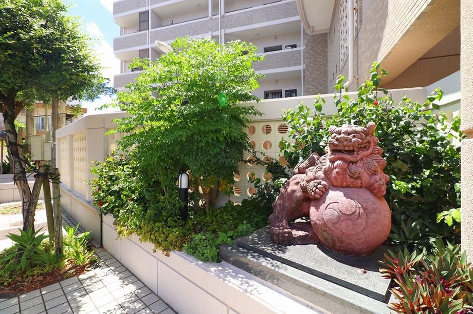 2LDK Apartment for Sale in Naha, Okinawa - Lions Mansion Matsukawa Dai 4 - Thumbnail 3