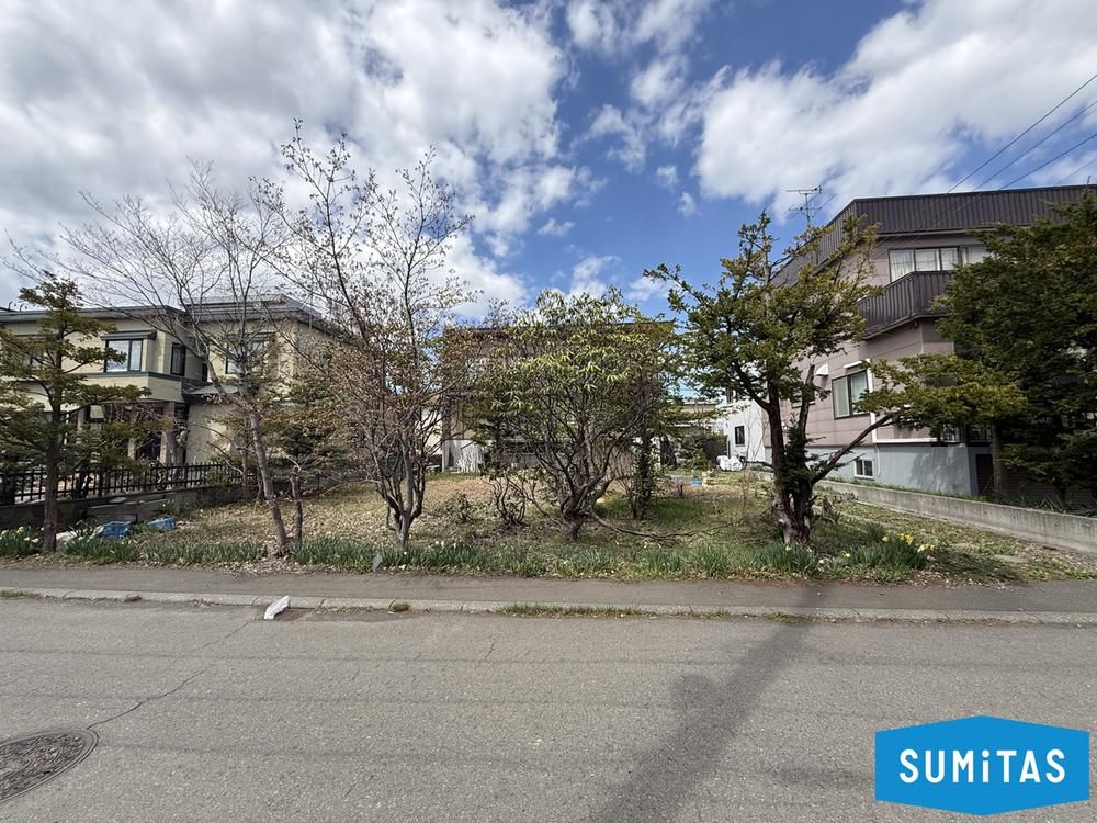 436 sqm Building Plot for Sale in Higashi-ku, Sapporo - Thumbnail 2