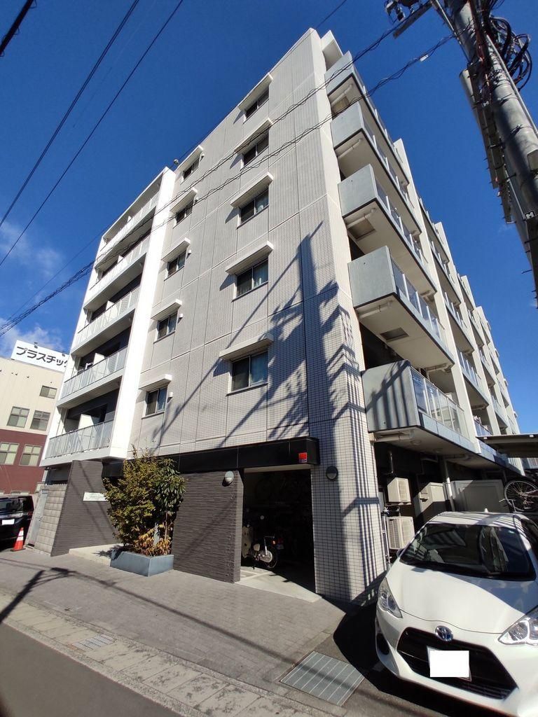 Fine Square Shizuoka Suruga 1LDK Apartment for Sale in Shizuoka - Thumbnail 3