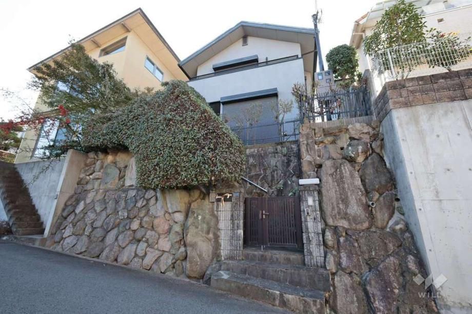 4LDK Detached House for Sale in Takarazuka, Hyogo - Thumbnail 2