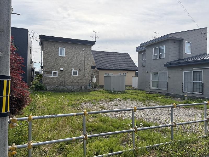 156m2 Building Land for Sale in Eniwa City, Hokkaido - Thumbnail 2
