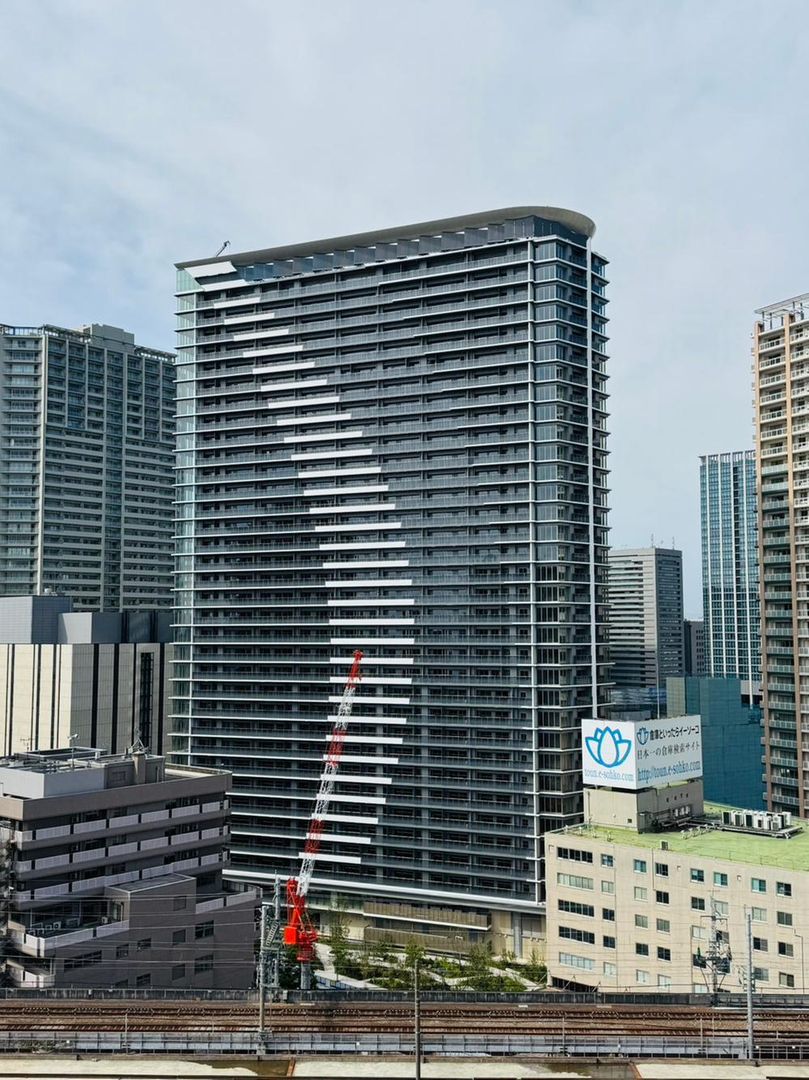 3LDK Apartment for Sale in Minato-ku, Tokyo – 71.78m² - Thumbnail 3
