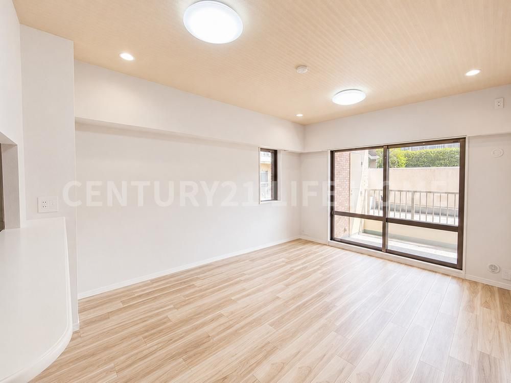 Renovated 3LDK Apartment in Yokohama Asahi Ward with Private Terrace - Thumbnail 4