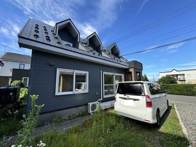 Renovated 4LDK House for Sale in Chitose, Hokkaido - Thumbnail 2