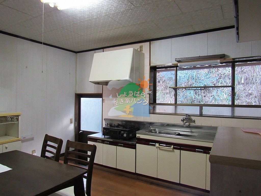 Compact 4K Single-Story Rental House in Kuchiwa, Shobara City - Thumbnail 4