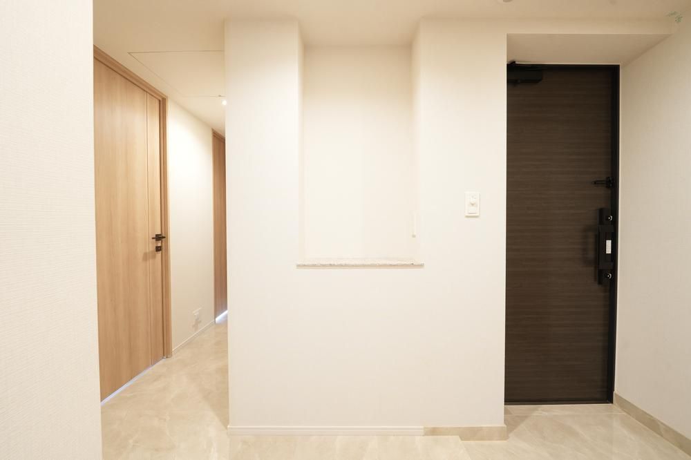 Park Homes Minami-Ikebukuro 3LDK Apartment in Toshima, Tokyo - Thumbnail 3