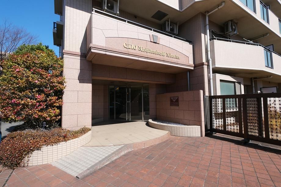 Renovated 3LDK Apartment Near Nishifuna Station Funabashi - Thumbnail 2