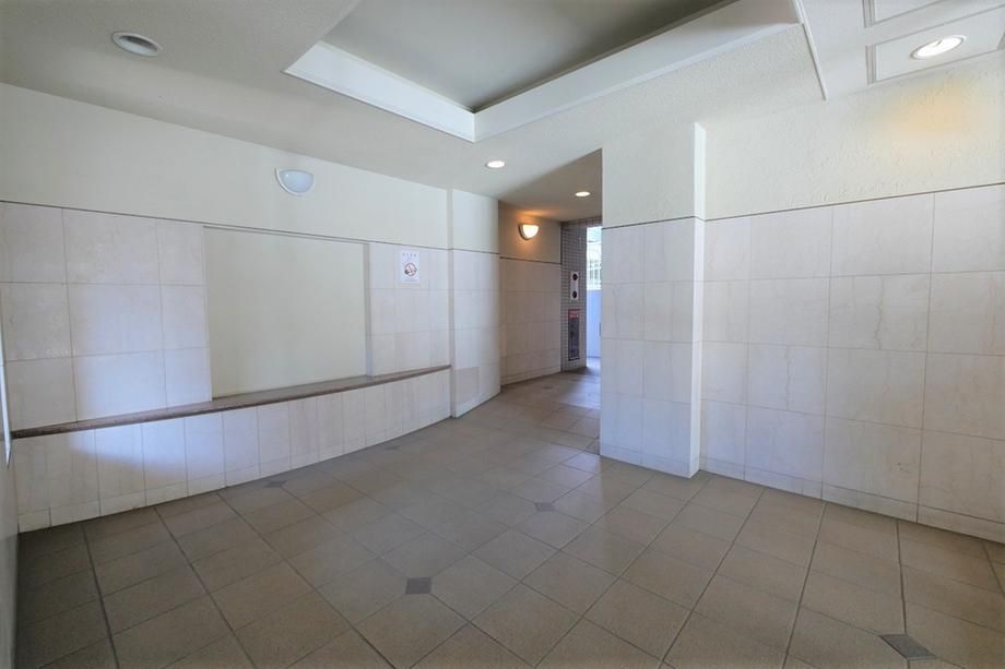 Renovated 3LDK Apartment Near Nishifuna Station Funabashi - Thumbnail 4