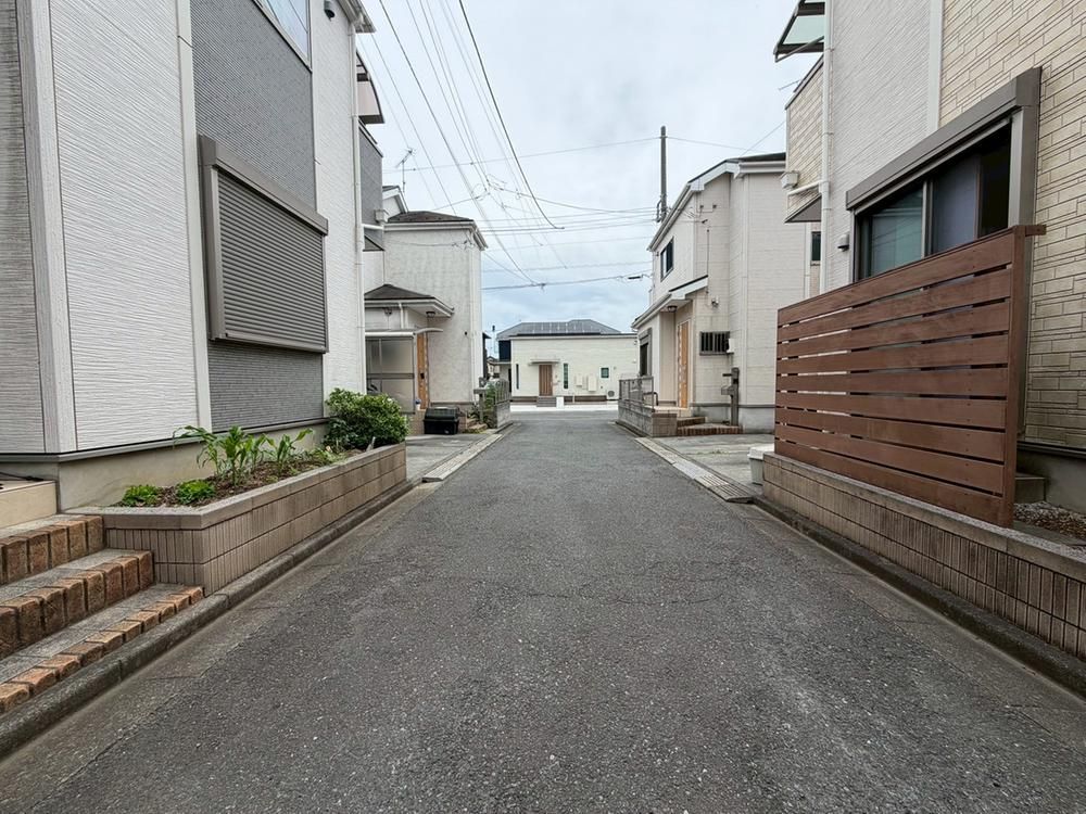 4LDK House for Sale in Mizuho Town, Tokyo - 25.8 Million Yen - Thumbnail 2