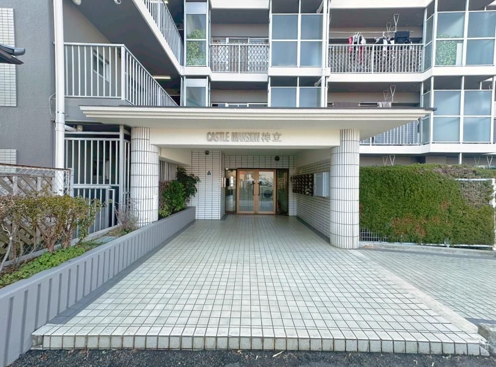 3LDK Apartment for Sale in Tsuchiura, Ibaraki - 68.9m² - Thumbnail 2