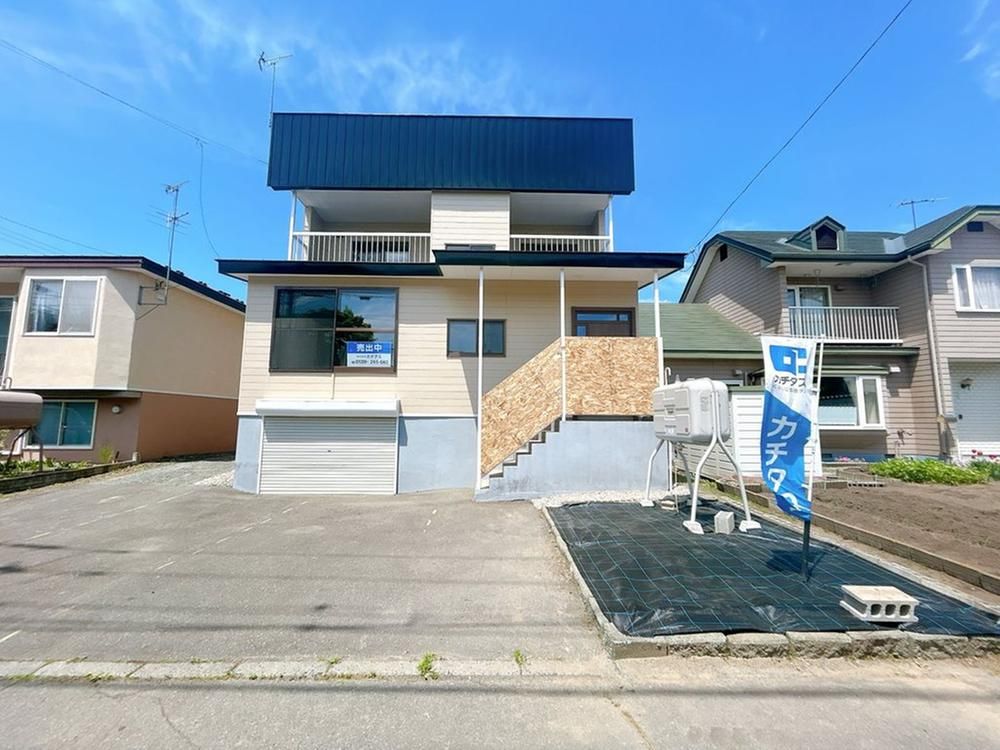 Renovated 4LDK House for Sale in Obihiro, Hokkaido - Thumbnail 3
