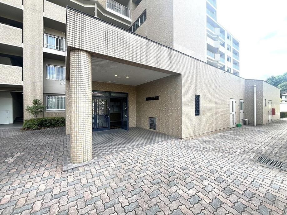 2LDK Apartment for Sale in Sendai, Miyagi - 73.63m2 - Thumbnail 2