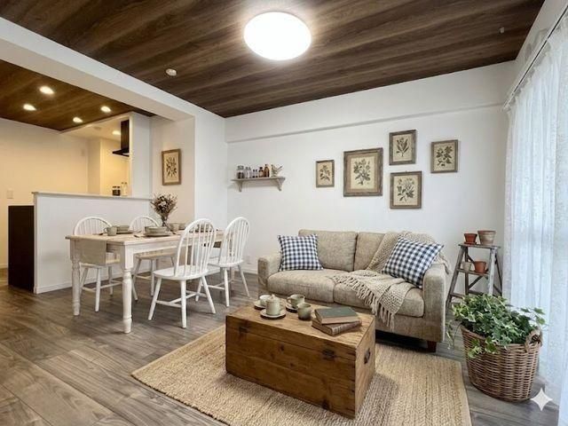 Renovated 3LDK Apartment Near Kawasaki Station, 54.81m2 - Thumbnail 2