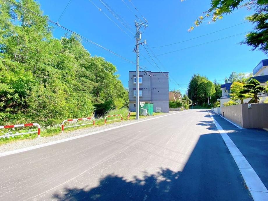Land for Sale in Kitahiroshima – 230m² Plot - Thumbnail 4