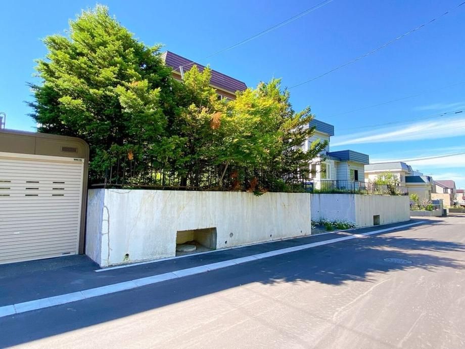 Land for Sale in Kitahiroshima – 230m² Plot - Thumbnail 3