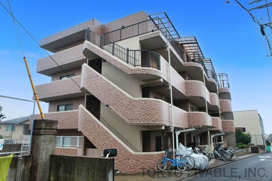 2LDK Apartment for Sale in Yamato, Kanagawa - 60.03 sqm - Thumbnail 2