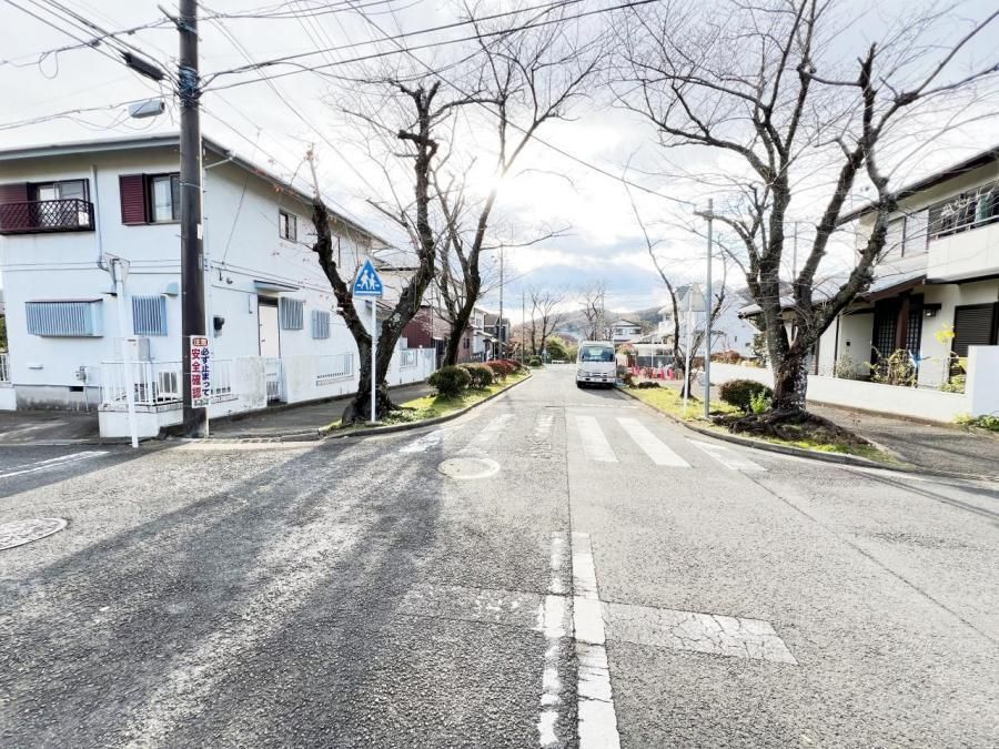 5DK Detached House for Sale in Hadano, Kanagawa - 17 Million Yen - Thumbnail 2