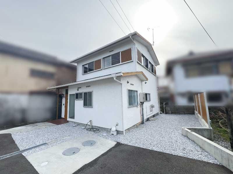 Renovated 4LDK House in Nankoku City with Garden and Parking - Thumbnail 3
