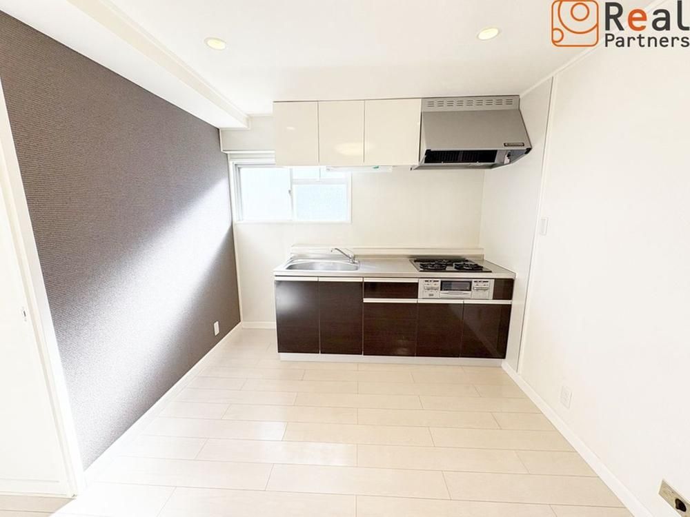 3DK Apartment for Sale in Minami Ward, Yokohama - 48.8m² - Thumbnail 4