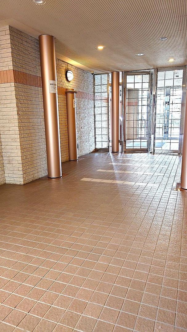 Renovated 3LDK Apartment in Funabashi, Chiba - 71.68m2 - Thumbnail 3